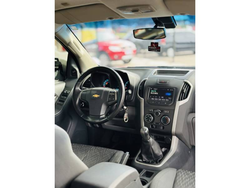 CHEVROLET - S10 - 2014/2014 - Azul - R$ 98.900,00