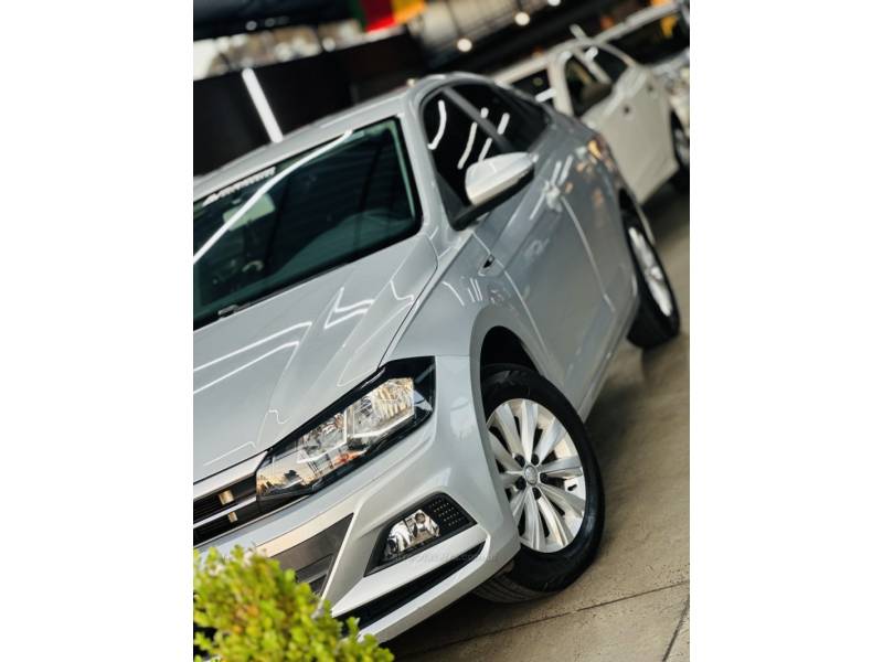VOLKSWAGEN - VIRTUS - 2019/2019 - Prata - R$ 73.900,00