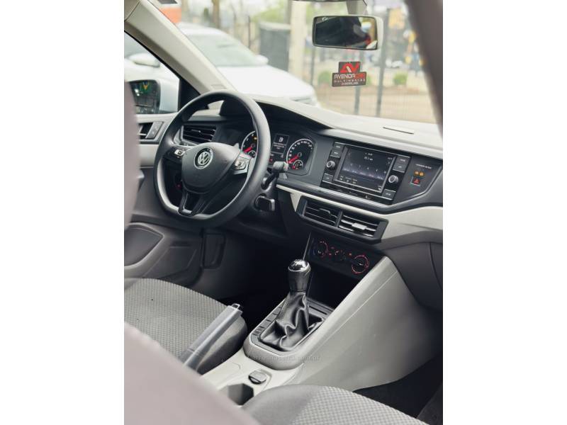 VOLKSWAGEN - POLO - 2019/2019 - Prata - R$ 70.900,00