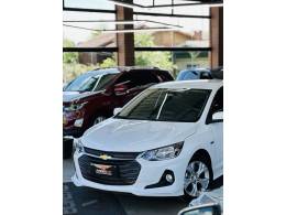 CHEVROLET - ONIX - 2024/2024 - Branca - R$ 94.900,00