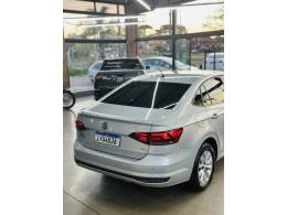 VOLKSWAGEN - VIRTUS - 2019/2019 - Prata - R$ 73.900,00