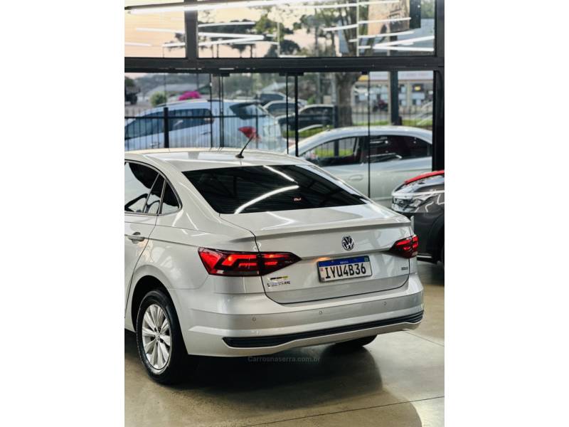 VOLKSWAGEN - VIRTUS - 2019/2019 - Prata - R$ 73.900,00