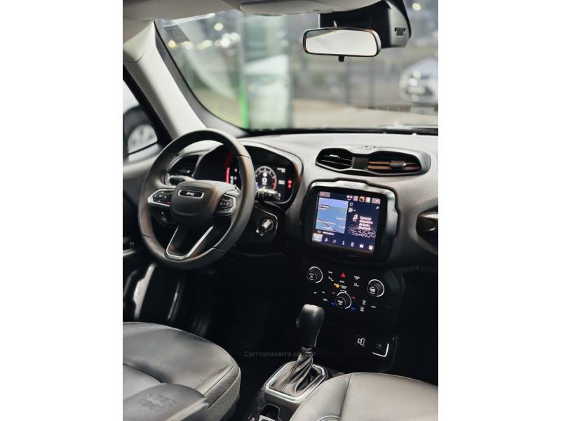 JEEP - RENEGADE - 2024/2025 - Preta - R$ 139.900,00