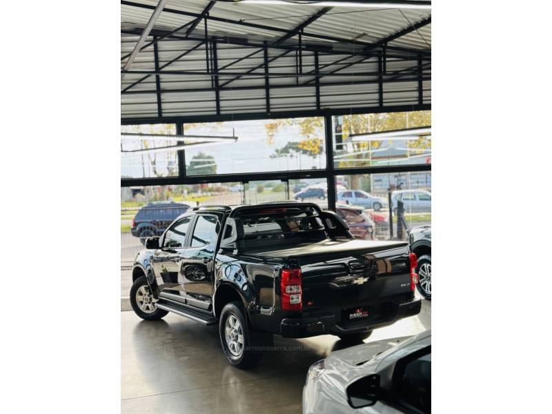 CHEVROLET - S10 - 2014/2014 - Azul - R$ 98.900,00