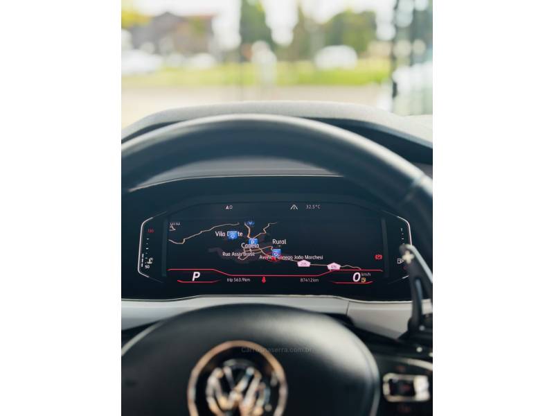 VOLKSWAGEN - T-CROSS - 2019/2020 - Vinho - R$ 115.900,00