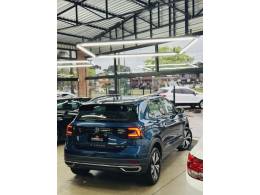 VOLKSWAGEN - T-CROSS - 2024/2024 - Azul - R$ 126.900,00