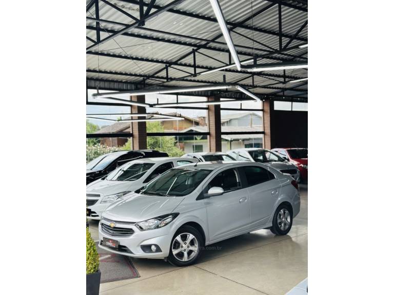 CHEVROLET - PRISMA - 2018/2018 - Prata - R$ 72.900,00