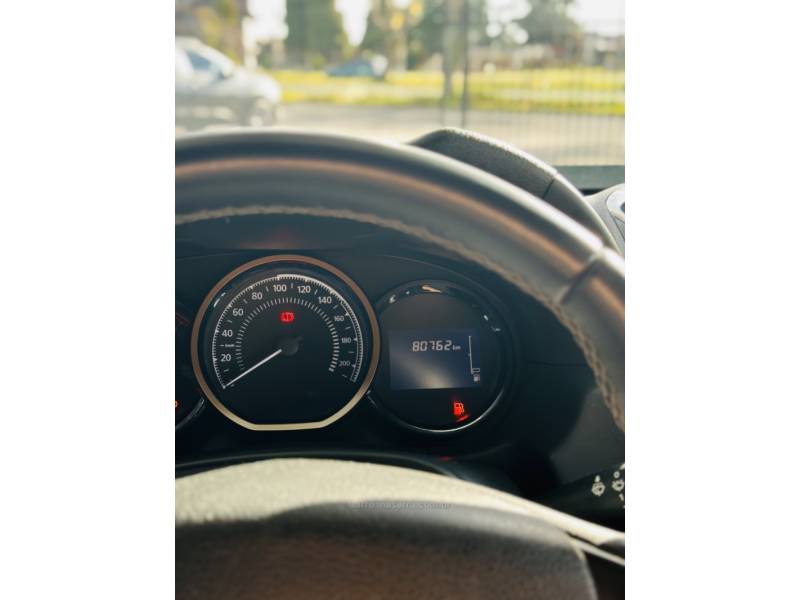 RENAULT - DUSTER - 2016/2016 - Branca - R$ 65.900,00