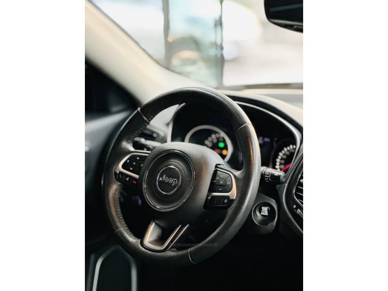 JEEP - COMPASS - 2018/2018 - Preta - R$ 96.900,00