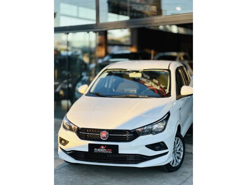 FIAT - CRONOS - 2020/2020 - Branca - R$ 70.900,00