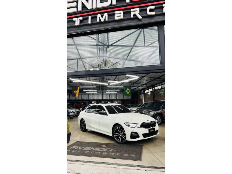 BMW - 320I - 2022/2022 - Branca - R$ 142.900,00