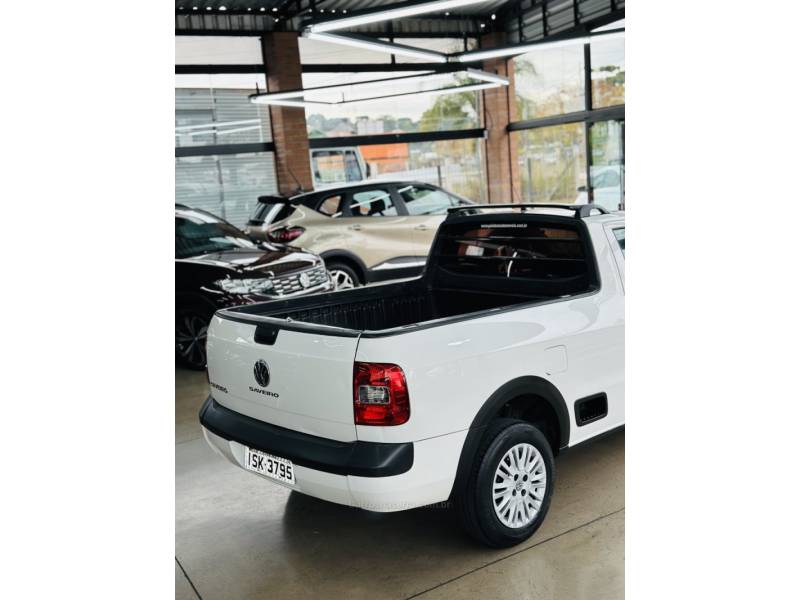 VOLKSWAGEN - SAVEIRO - 2012/2012 - Branca - R$ 44.900,00
