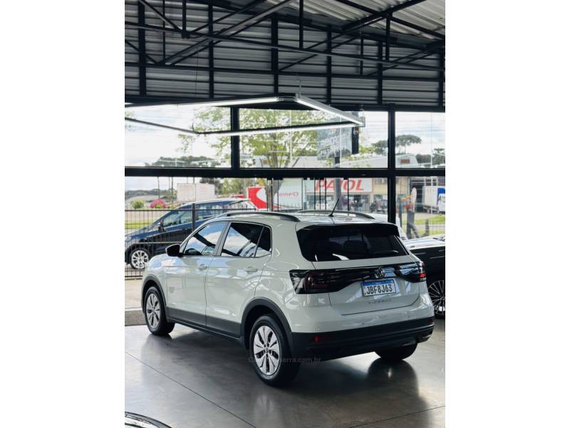 VOLKSWAGEN - T-CROSS - 2022/2022 - Branca - R$ 98.900,00