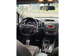 KIA MOTORS - CERATO - 2019/2019 - Branca - R$ 87.900,00