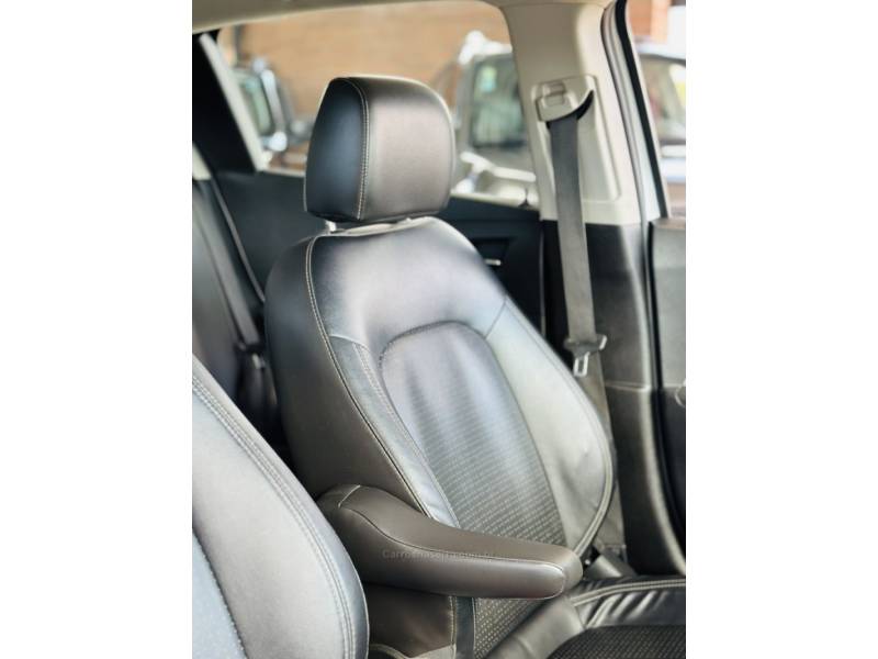 CHEVROLET - SONIC - 2014/2014 - Branca - R$ 45.900,00