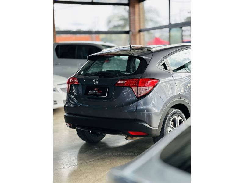 HONDA - HR-V - 2018/2018 - Cinza - R$ 103.900,00