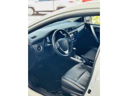 TOYOTA - COROLLA - 2019/2019 - Branca - R$ 112.900,00