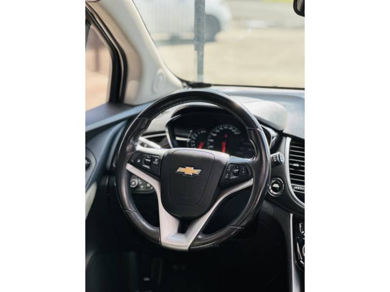 CHEVROLET - TRACKER - 2019/2019 - Branca - R$ 98.900,00