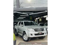 TOYOTA - HILUX - 2014/2014 - Prata - R$ 134.900,00
