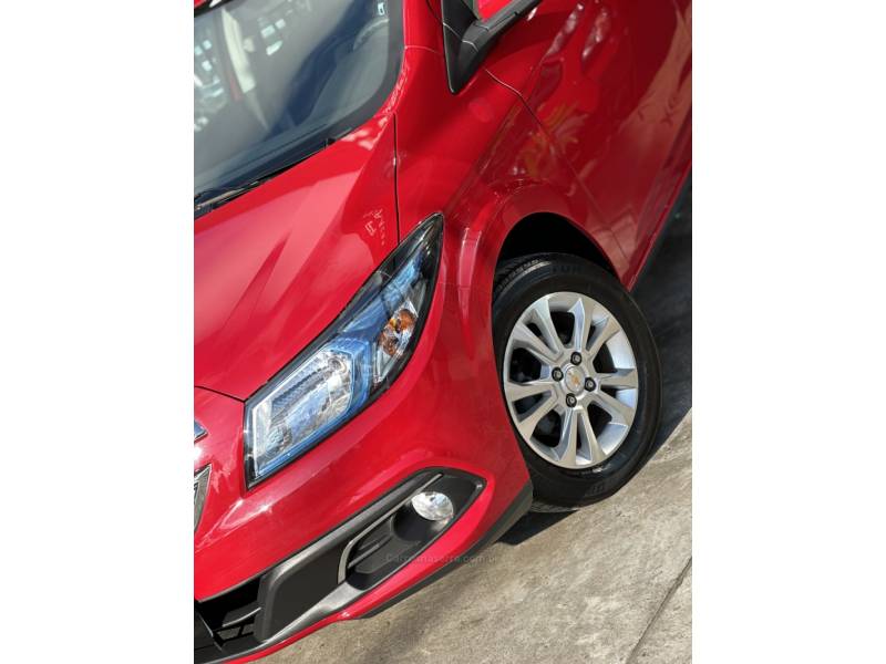 CHEVROLET - PRISMA - 2016/2016 - Vermelha - R$ 59.900,00