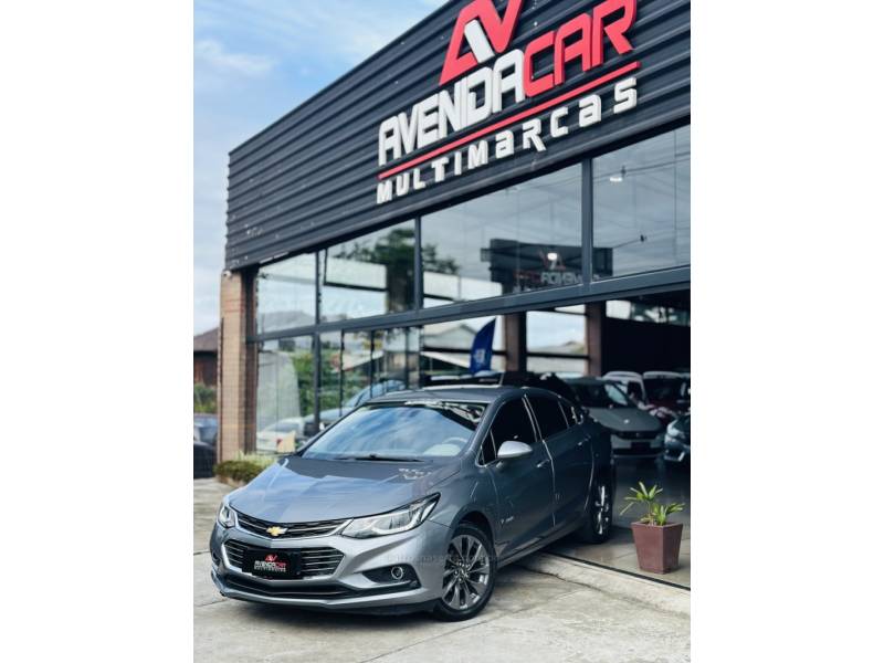 CHEVROLET - CRUZE - 2018/2018 - Cinza - R$ 91.900,00