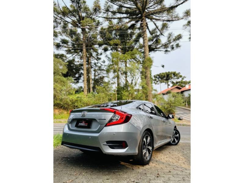 HONDA - CIVIC - 2017/2017 - Prata - R$ 129.900,00