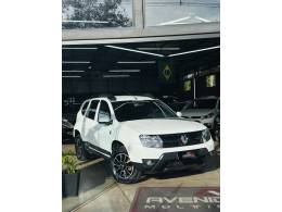 RENAULT - DUSTER - 2016/2016 - Branca - R$ 65.900,00
