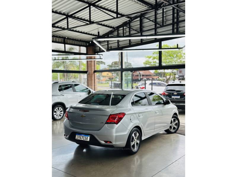 CHEVROLET - PRISMA - 2018/2018 - Prata - R$ 72.900,00