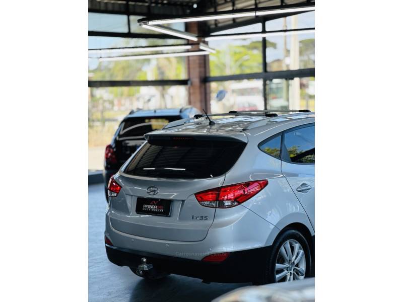 HYUNDAI - IX35 - 2012/2012 - Prata - R$ 68.900,00