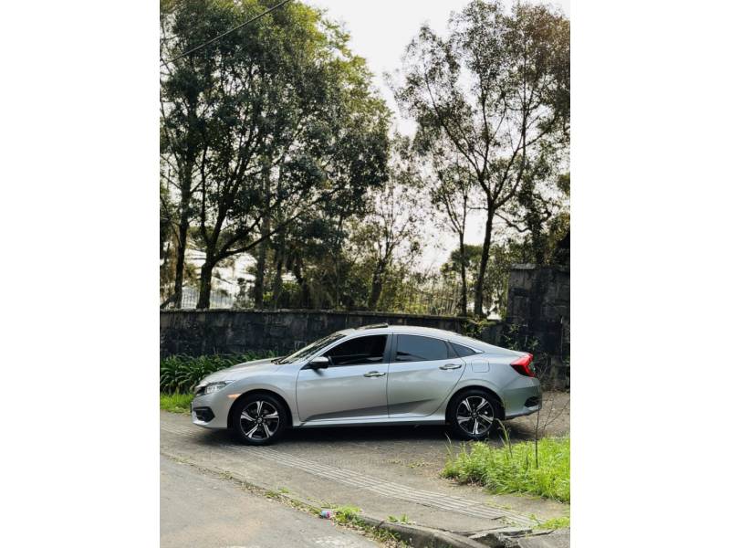 HONDA - CIVIC - 2017/2017 - Prata - R$ 129.900,00