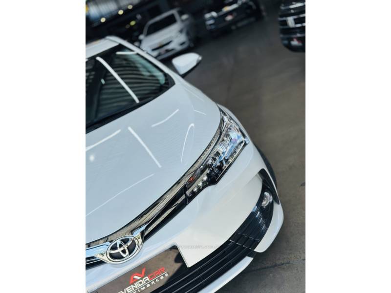TOYOTA - COROLLA - 2019/2019 - Branca - R$ 112.900,00