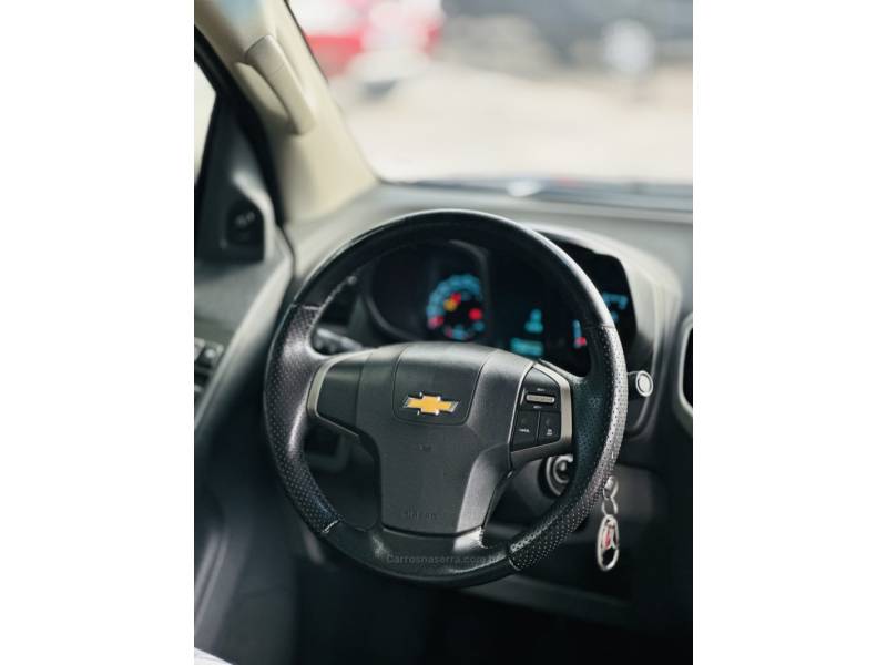 CHEVROLET - S10 - 2014/2014 - Azul - R$ 98.900,00