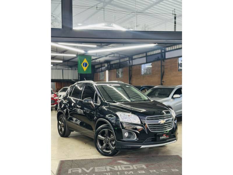 CHEVROLET - TRACKER - 2016/2016 - Preta - R$ 76.900,00