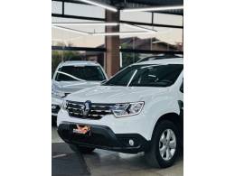 RENAULT - DUSTER - 2022/2022 - Branca - R$ 81.900,00