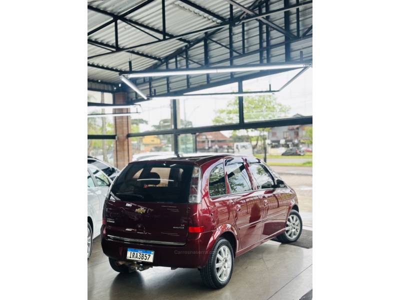 CHEVROLET - MERIVA - 2011/2011 - Vinho - R$ 35.900,00