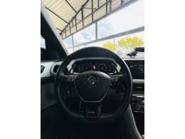 VOLKSWAGEN - T-CROSS - 2019/2020 - Vinho - R$ 115.900,00
