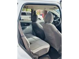 CHEVROLET - SPIN - 2013/2013 - Branca - R$ 61.900,00