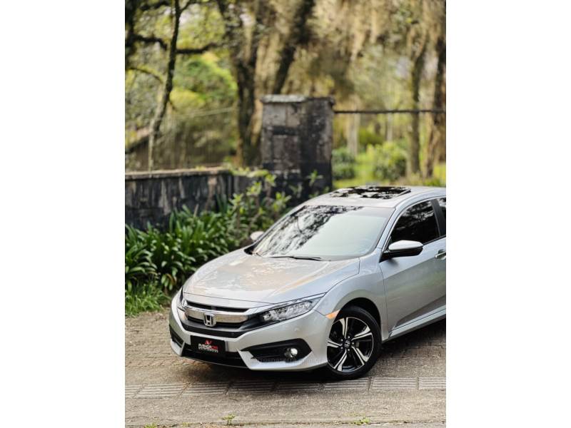 HONDA - CIVIC - 2017/2017 - Prata - R$ 129.900,00