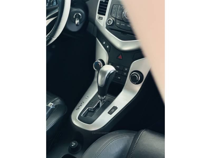CHEVROLET - CRUZE - 2014/2014 - Cinza - R$ 65.900,00