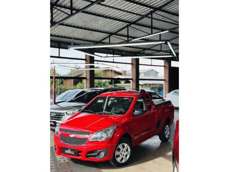 CHEVROLET - MONTANA - 2013/2013 - Vermelha - R$ 47.900,00