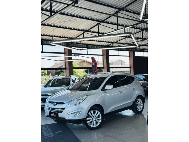 HYUNDAI - IX35 - 2012/2012 - Prata - R$ 68.900,00