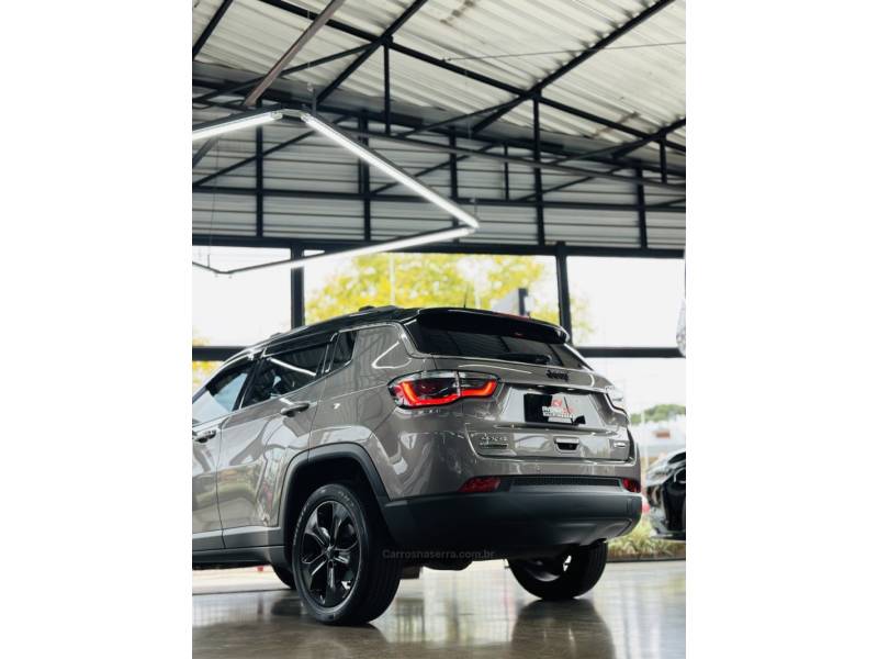 JEEP - COMPASS - 2018/2018 - Cinza - R$ 115.900,00