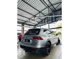 VOLKSWAGEN - TIGUAN - 2019/2019 - Prata - R$ 128.900,00
