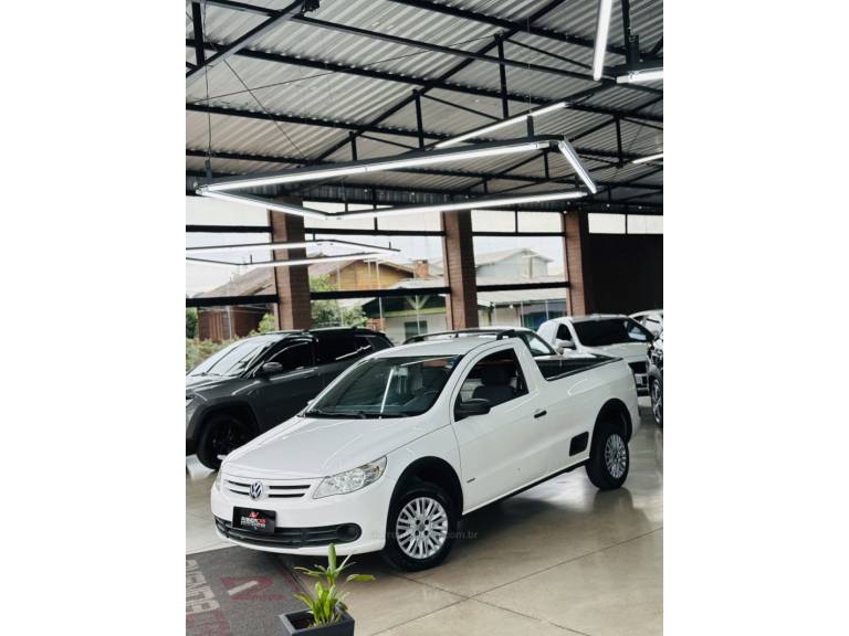 VOLKSWAGEN - SAVEIRO - 2012/2012 - Branca - R$ 44.900,00
