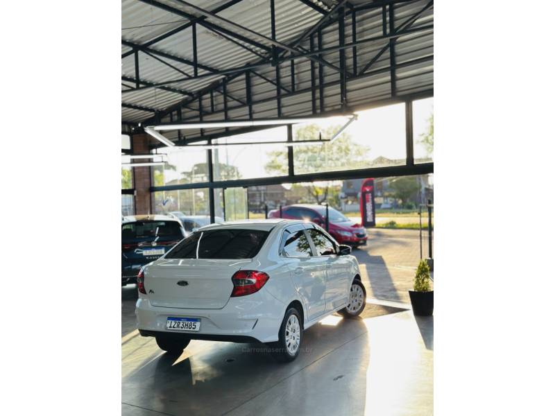 FORD - KA + - 2020/2020 - Branca - R$ 56.900,00
