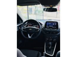 CHEVROLET - ONIX - 2024/2024 - Branca - R$ 94.900,00