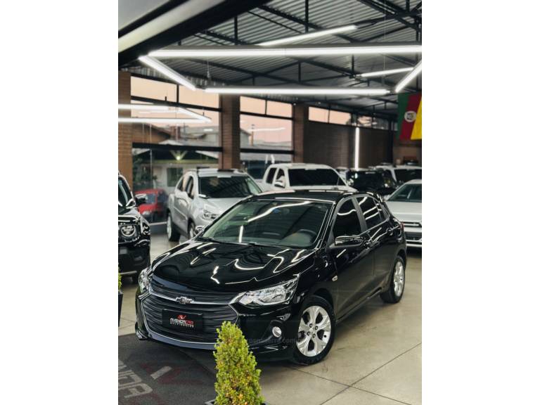 CHEVROLET - ONIX - 2024/2024 - Preta - R$ 90.900,00