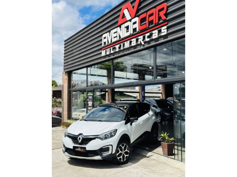 RENAULT - CAPTUR - 2020/2020 - Branca - R$ 82.900,00