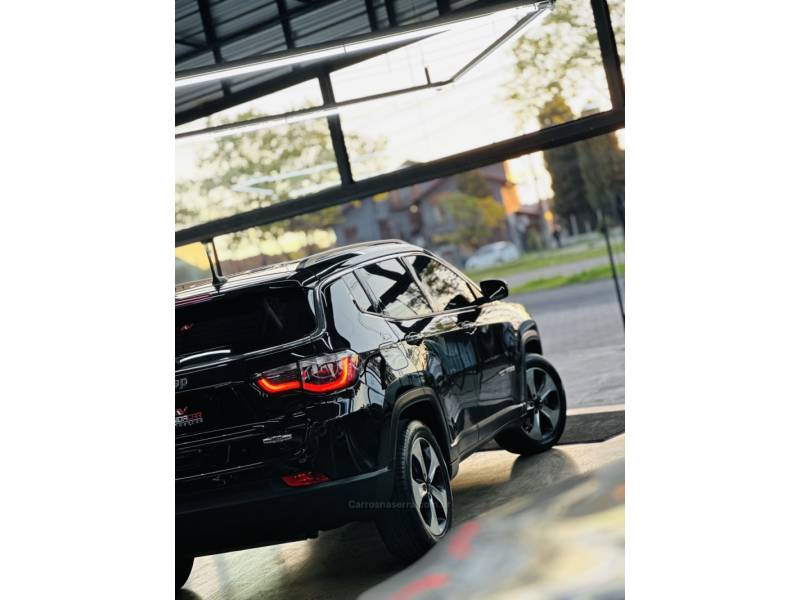 JEEP - COMPASS - 2018/2018 - Preta - R$ 96.900,00