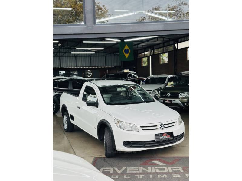 VOLKSWAGEN - SAVEIRO - 2012/2012 - Branca - R$ 44.900,00